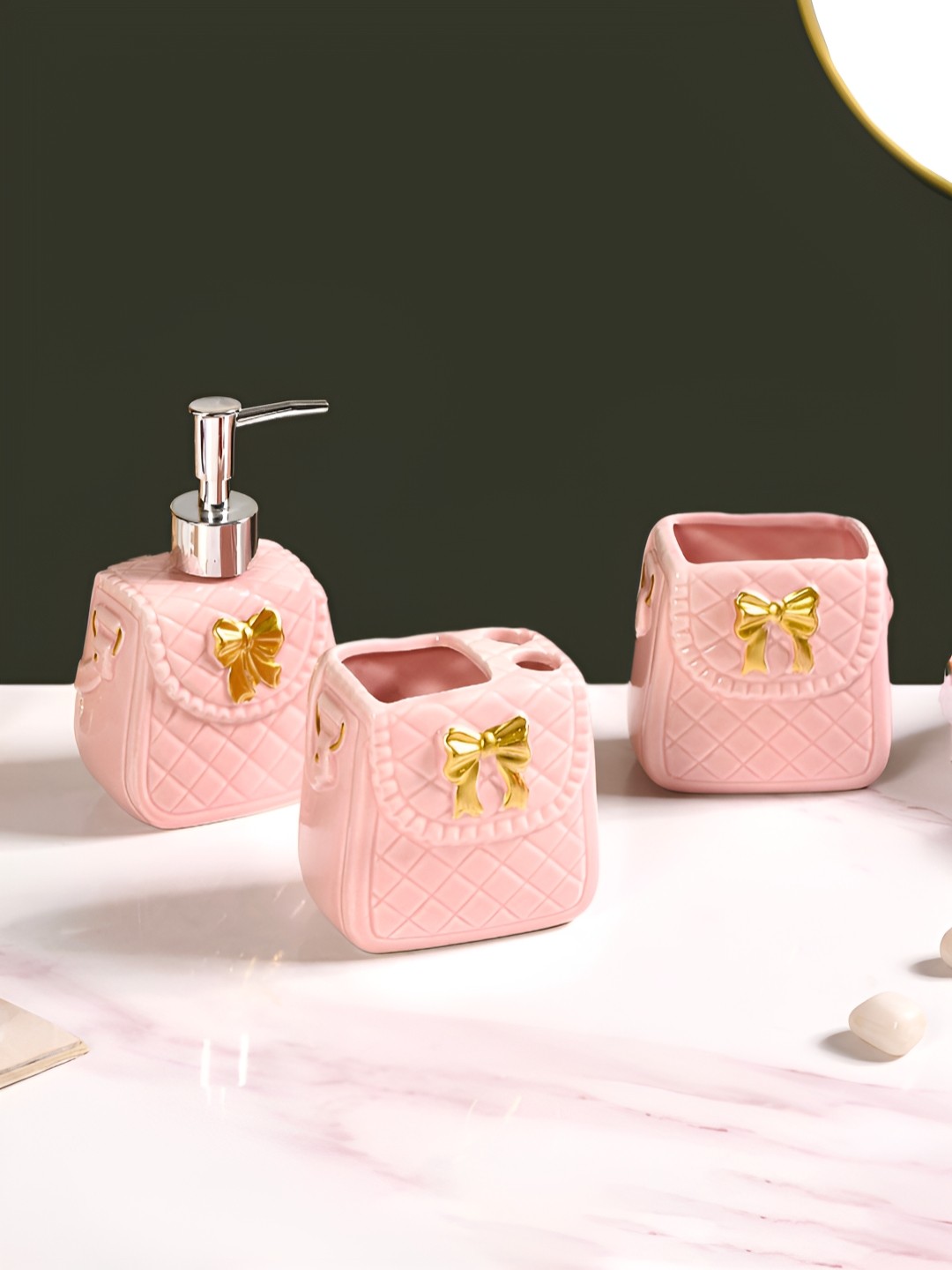 

Nestasia Pink & Gold-Toned 3 Pieces Textured Ceramic Bath Accessories Set
