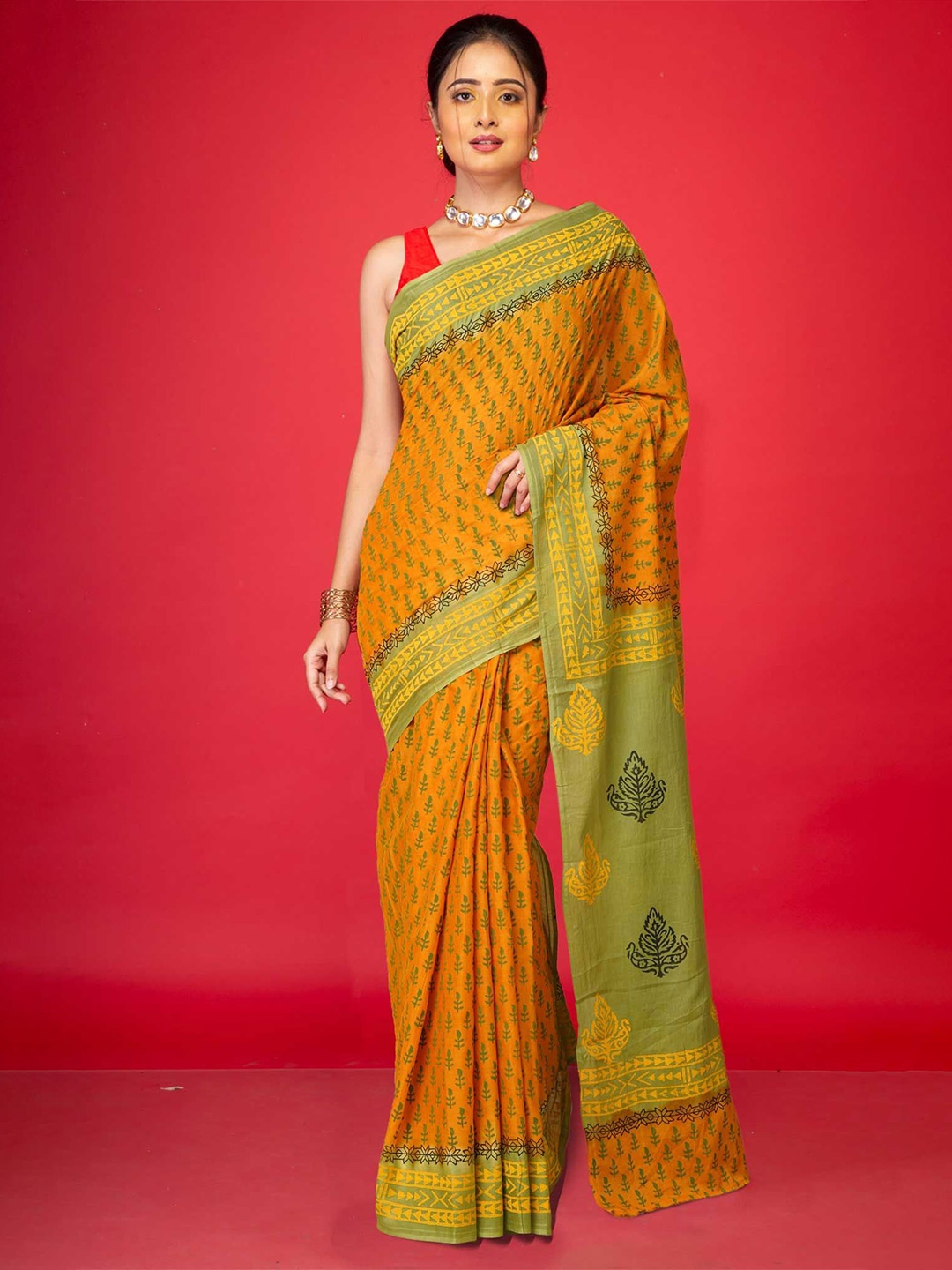 

Unnati Silks Ethnic Motifs Pure Cotton Handloom Block Print Saree, Orange