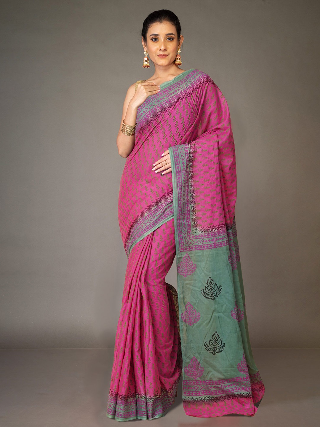 

Unnati Silks Ethnic Motifs Pure Cotton Handloom Block Print Saree, Pink