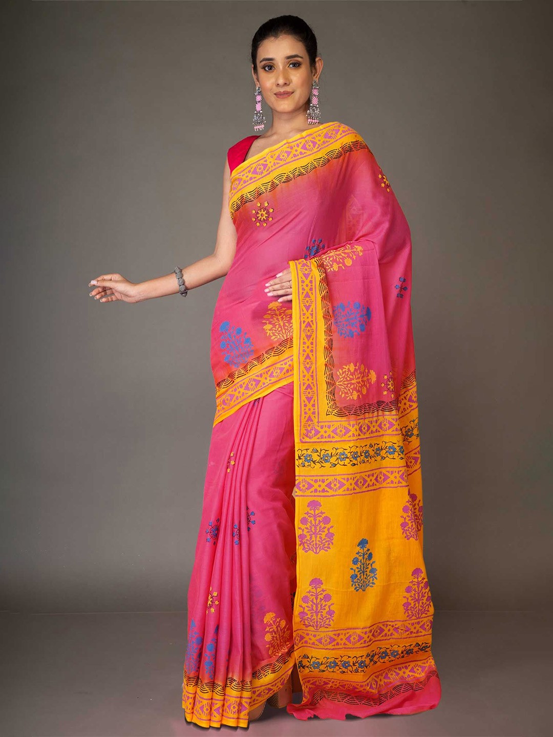 

Unnati Silks Ethnic Motifs Pure Cotton Handloom Block Print Saree, Pink