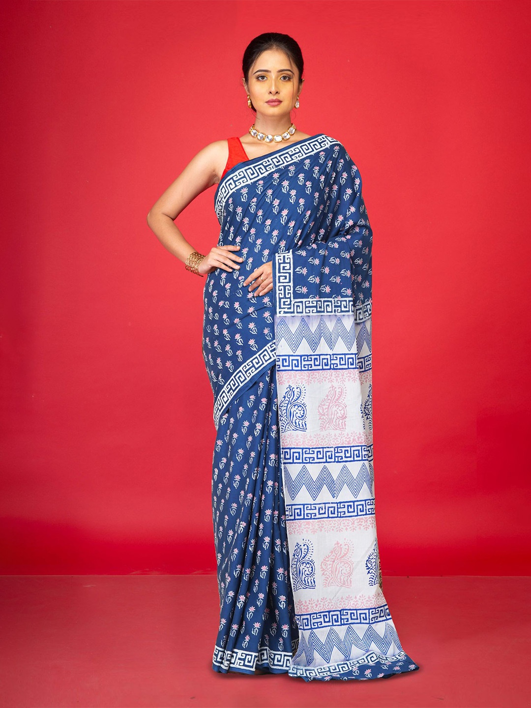 

Unnati Silks Ethnic Motifs Pure Cotton Handloom Block Print Saree, Blue