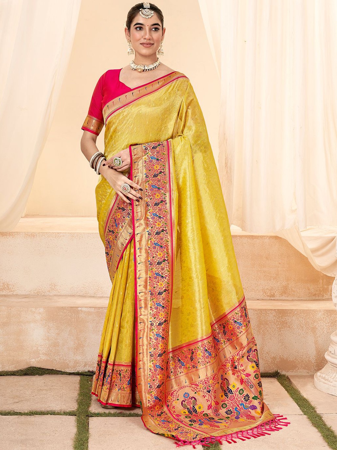 

Mitera Woven Designed Zari Paithani Saree, Yellow