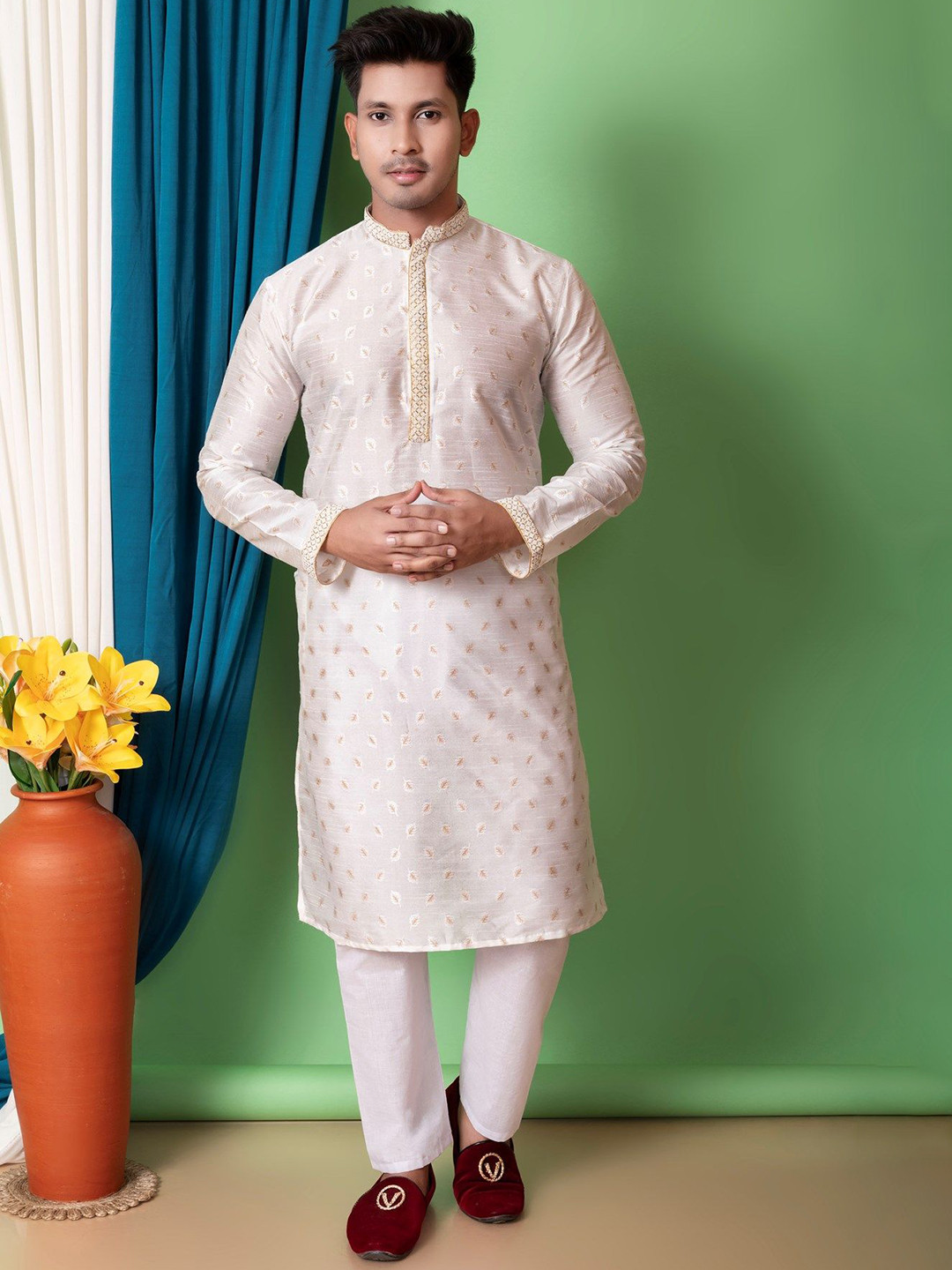 

BAESD Ethnic Motifs Woven Design Mandarin Collar Dupion Silk Kurta with Pyjamas, Off white