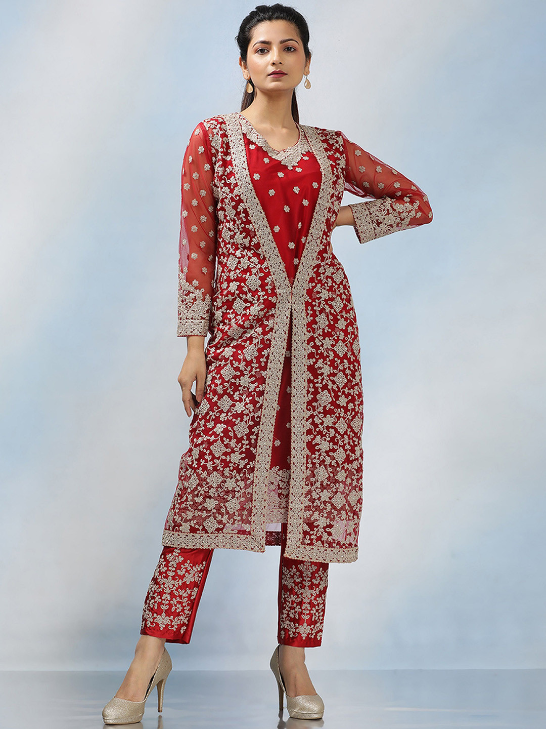 

MAHALASA Women Embroidered Regular Thread Work Kurta with Trousers & With Dupatta, Red