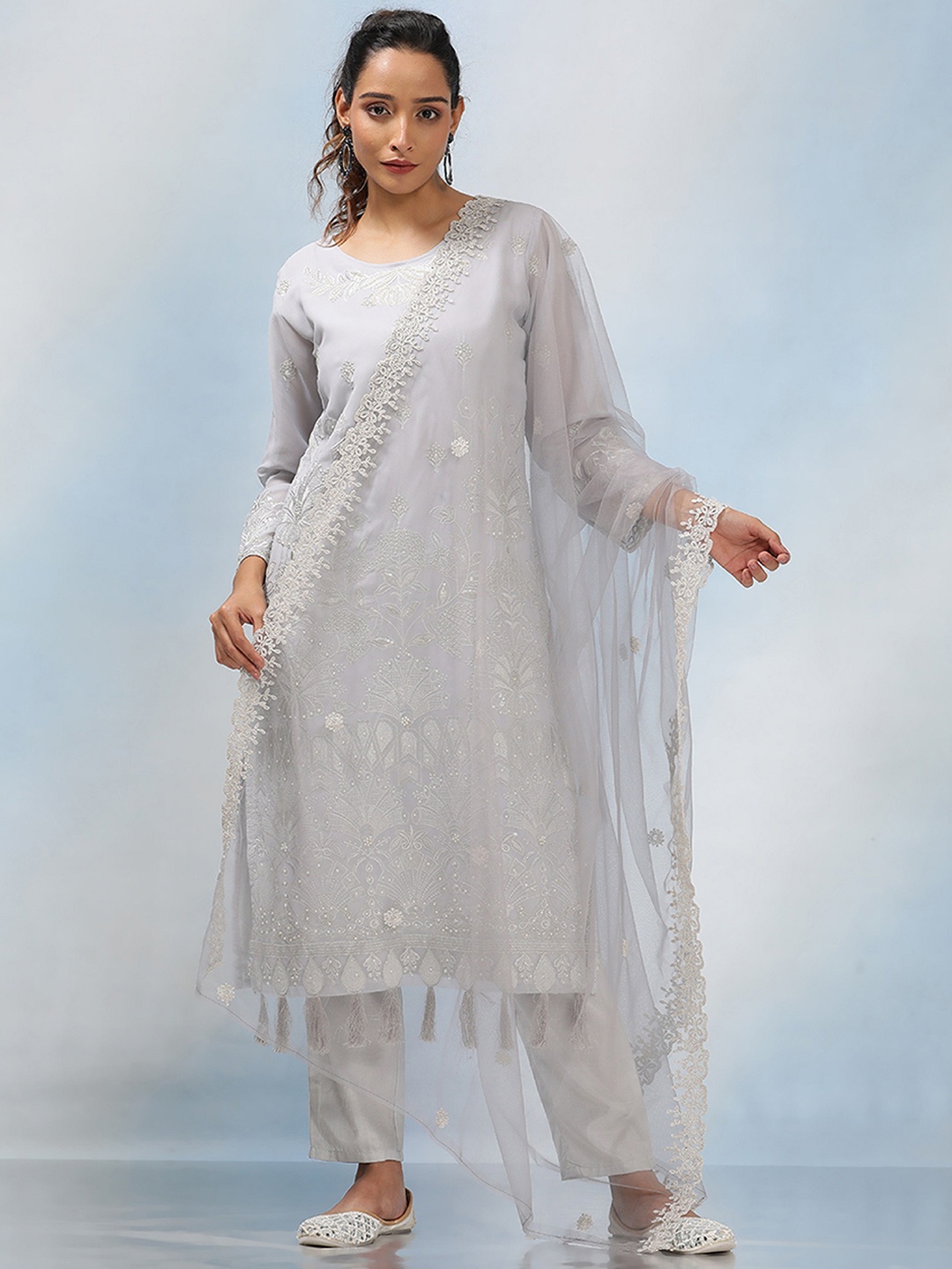 

MAHALASA Ethnic Motifs Embroidered Thread Work Net Straight Kurta With Trousers & Dupatta, Grey