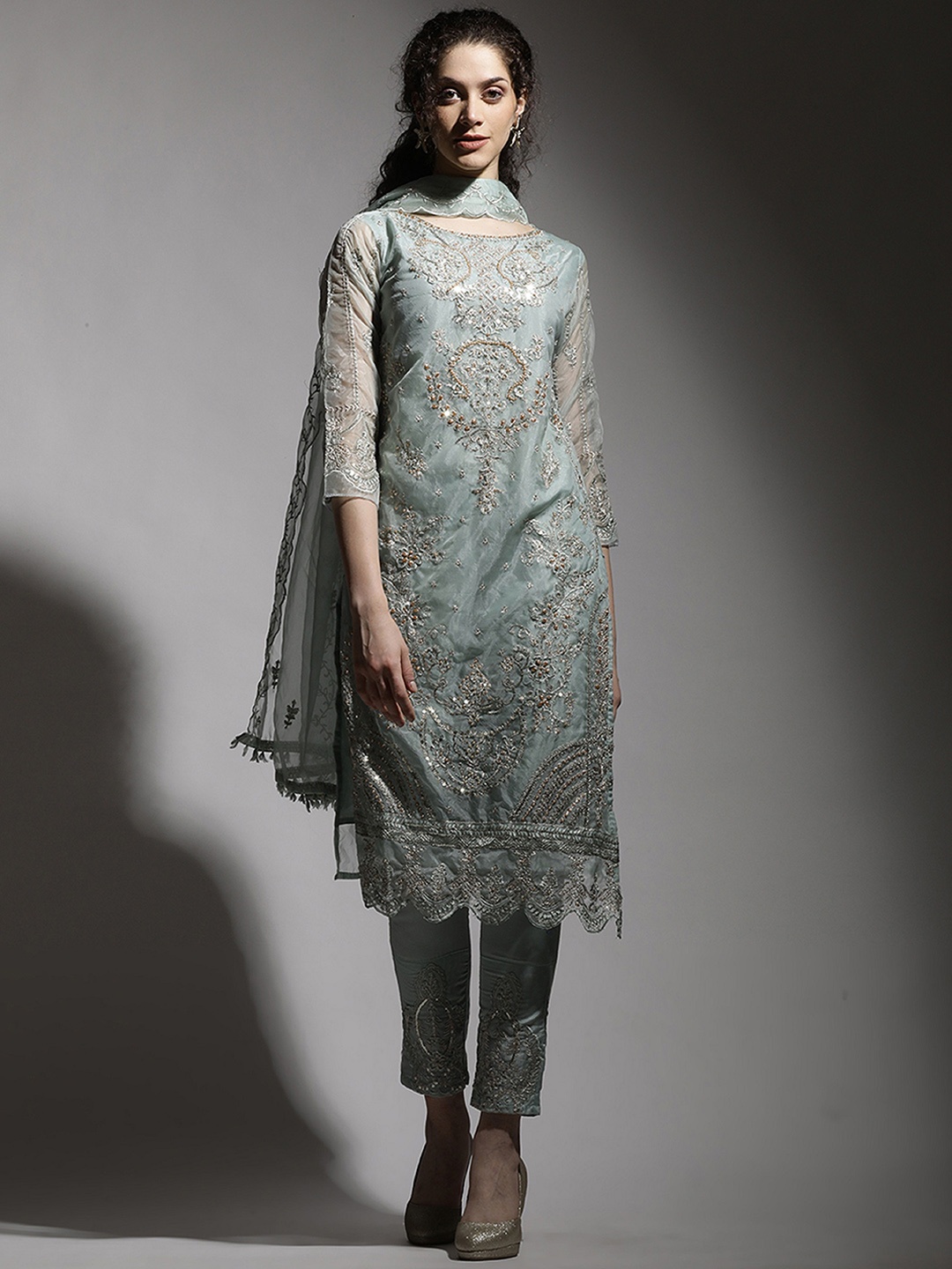 

MAHALASA Women Ethnic Motifs Embroidered Regular Thread Work Kurta with Trousers & With Dupatta, Sea green