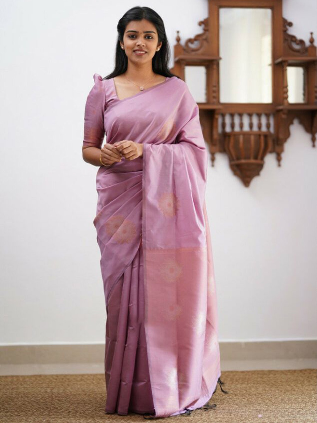 

Upalksh Ethnic Motif Zari Woven Kanjeevaram Saree, Pink