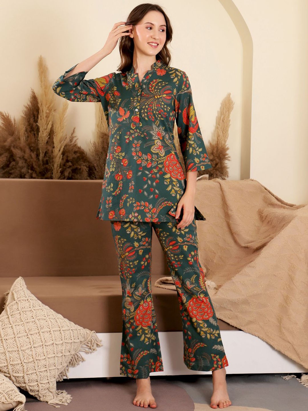 

SANSKRUTIHOMES Women Printed Night suit, Green