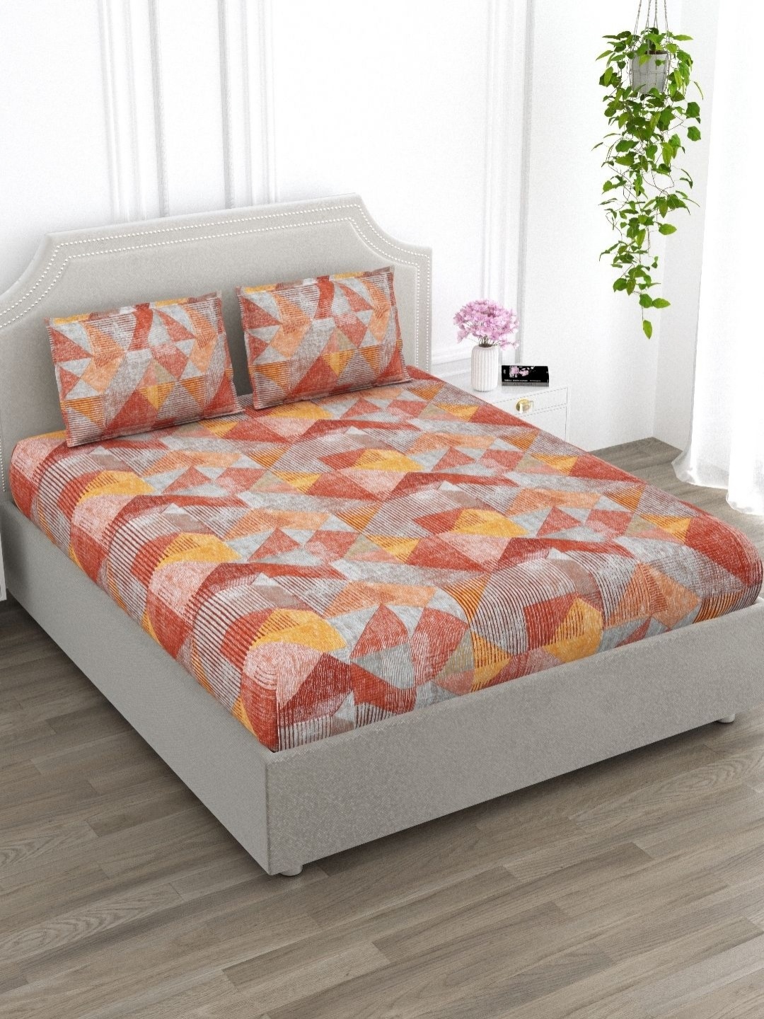 

EverHOME Grey & Orange Geometric 210 TC Cotton King Bedsheet with 2 Pillow Covers