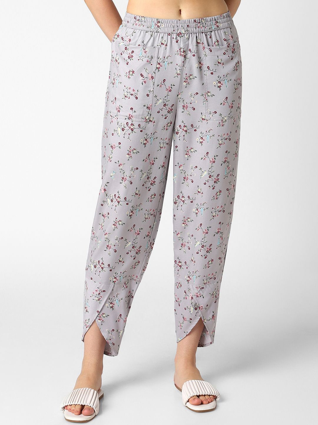 

Mystere Paris Floral Printed Mid-Rise Cotton Lounge Pants, Grey