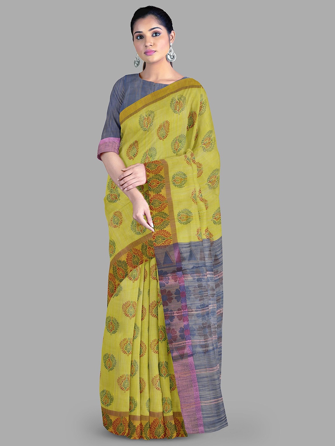 

The Chennai Silks Ethnic Motif Saree with Blouse, Lime green