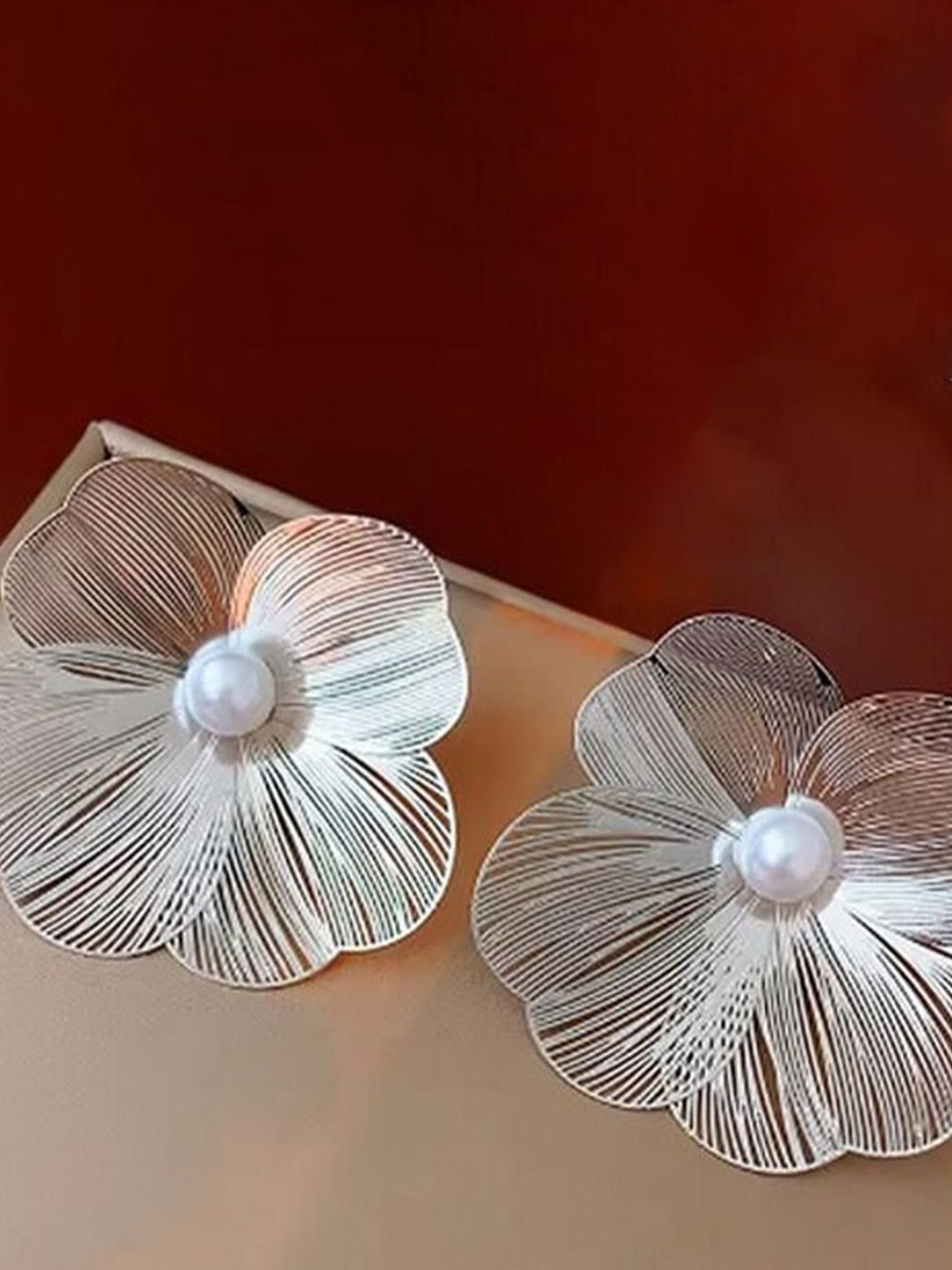 

CareDone Silver Plated Contemporary Pearls Studs