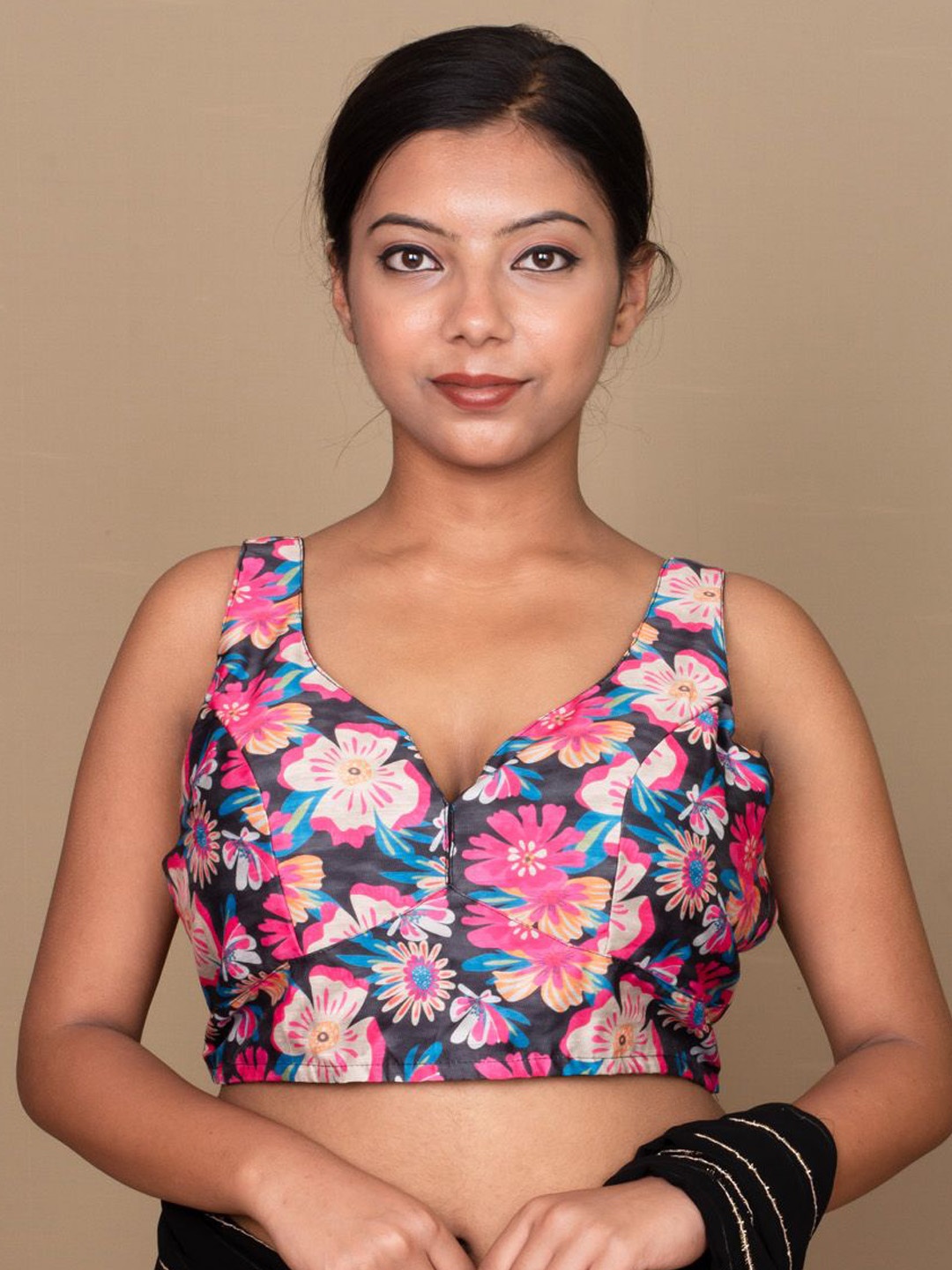 

SARIKA Floral Printed Saree Blouse, Black