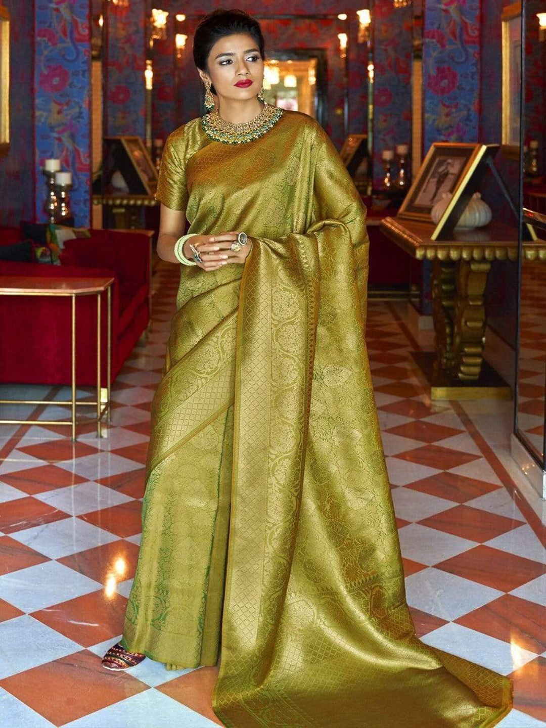 

Anouk Ethnic Motif Zari Woven Kanjeevaram Saree, Green