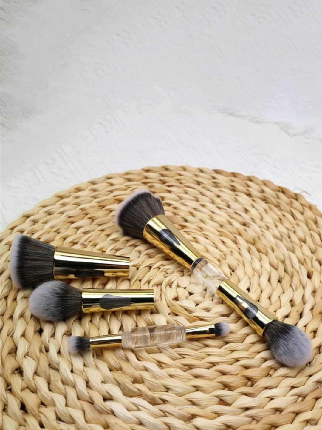 

FAVON 4 In 1 Unique Makeup Brush, Multi