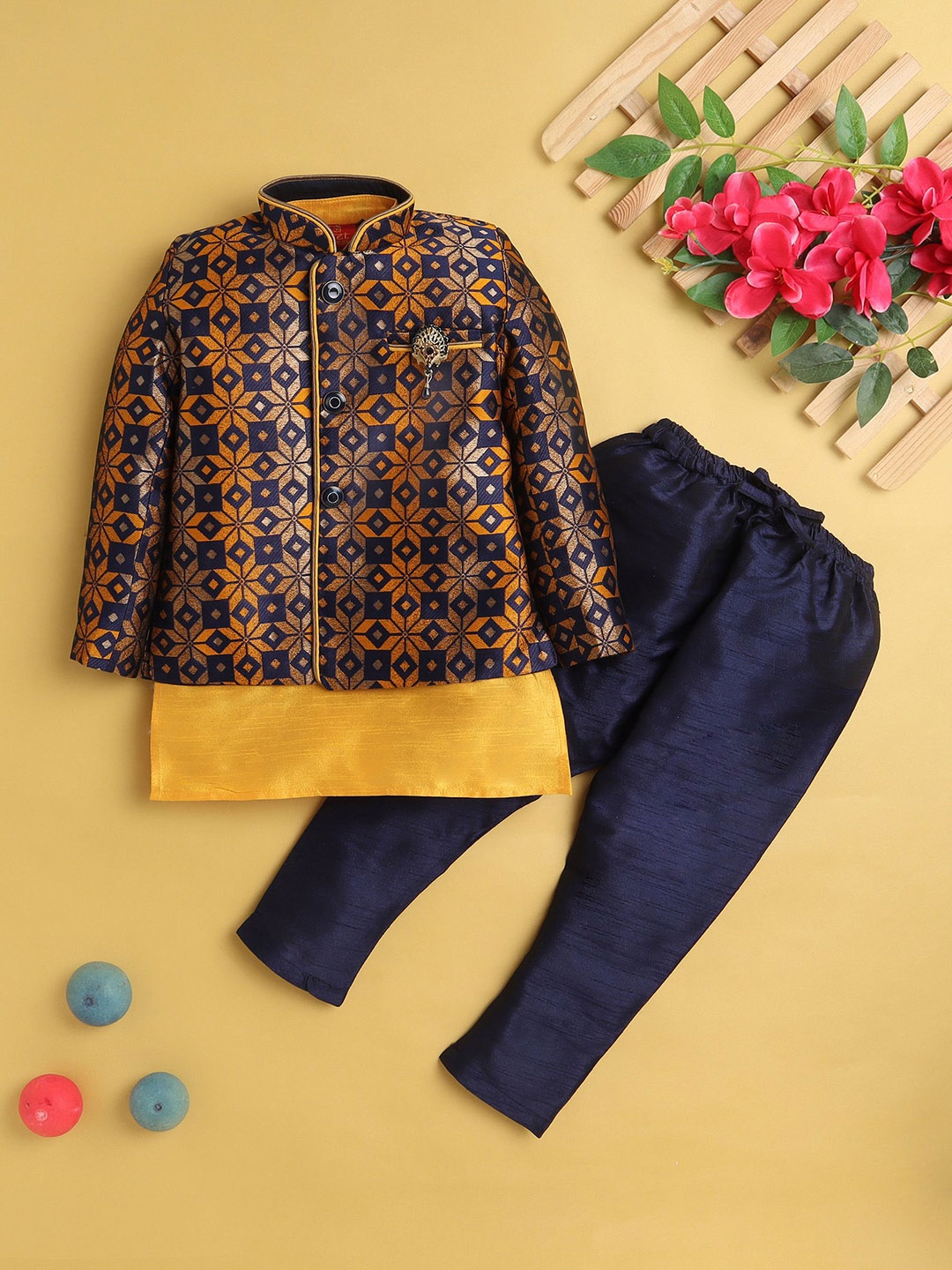 

BAESD Boys Mandarin Collar Kurta with Pyjamas, Yellow