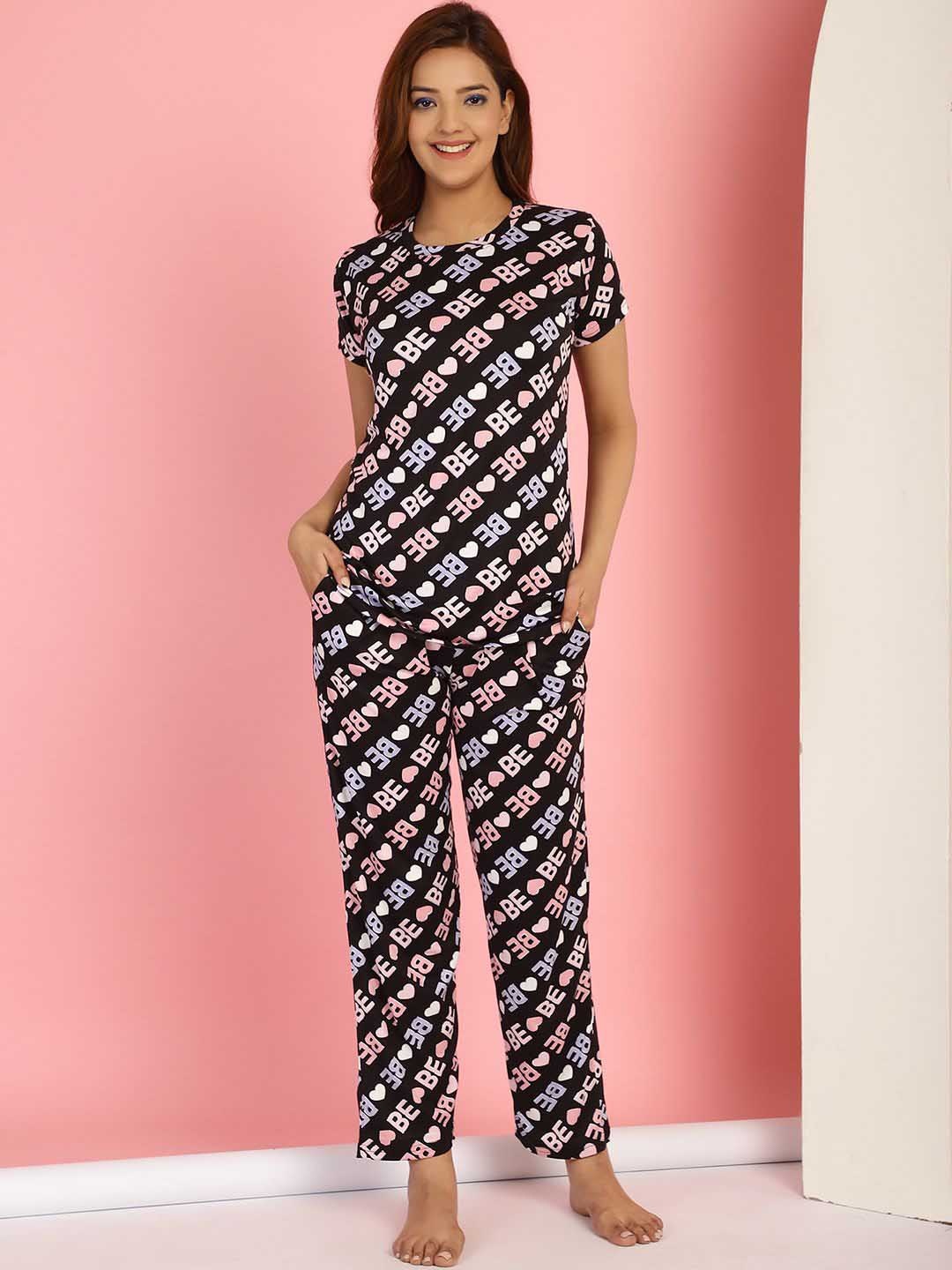 

GRACIT Typography Printed Round Neck Night suit, Black