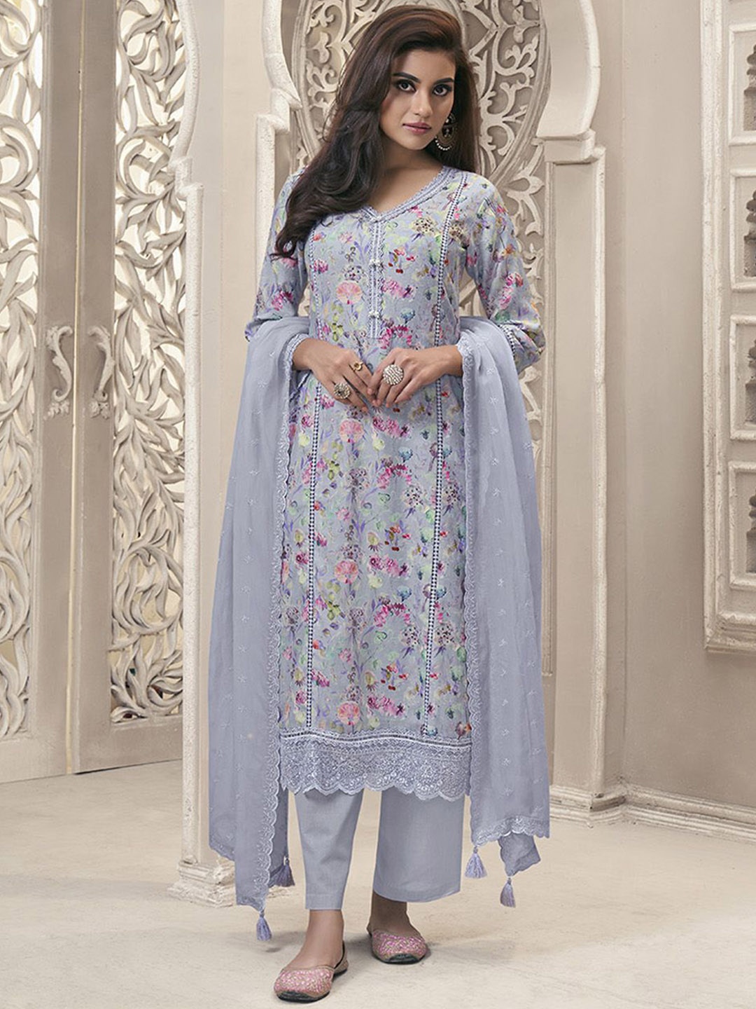 

Seerat Ethnic Motifs Printed Thread Work Linen Straight Kurta with Trousers & With Dupatta, Blue