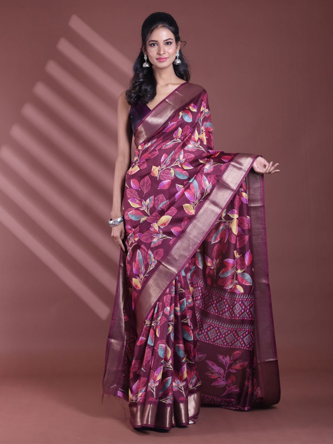 

Charukriti Ethnic Motifs Zari Silk Blend Saree, Maroon