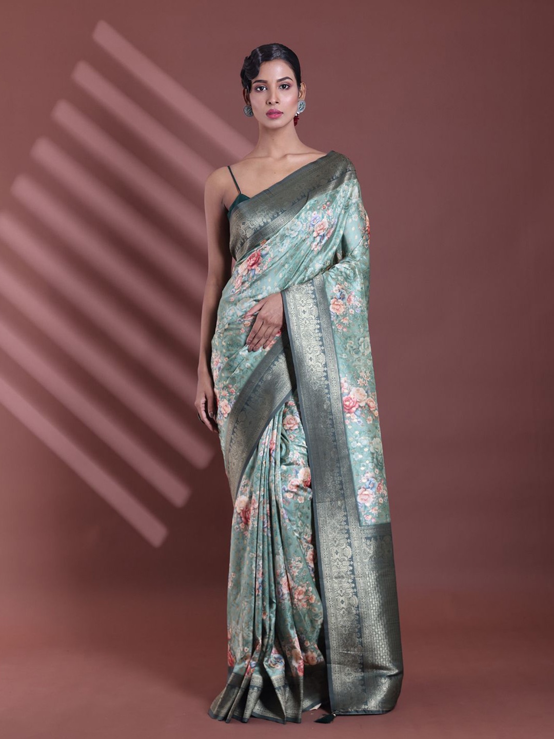 

Charukriti Floral Zari Saree, Green