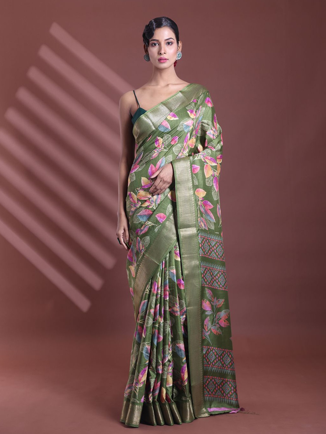 

Charukriti Floral Zari Saree, Green