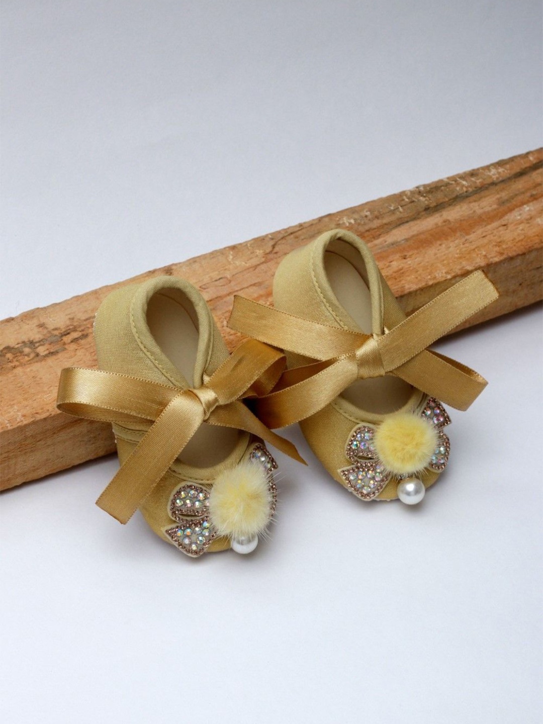 

BAESD Girls Embellished Cotton Booties, Gold