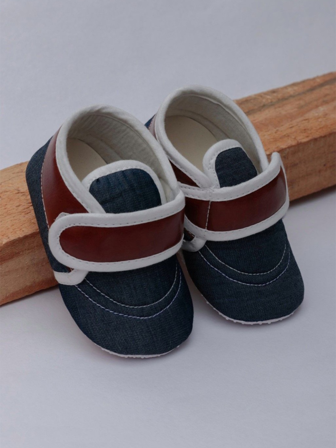 

BAESD Boys Cotton Booties, Blue