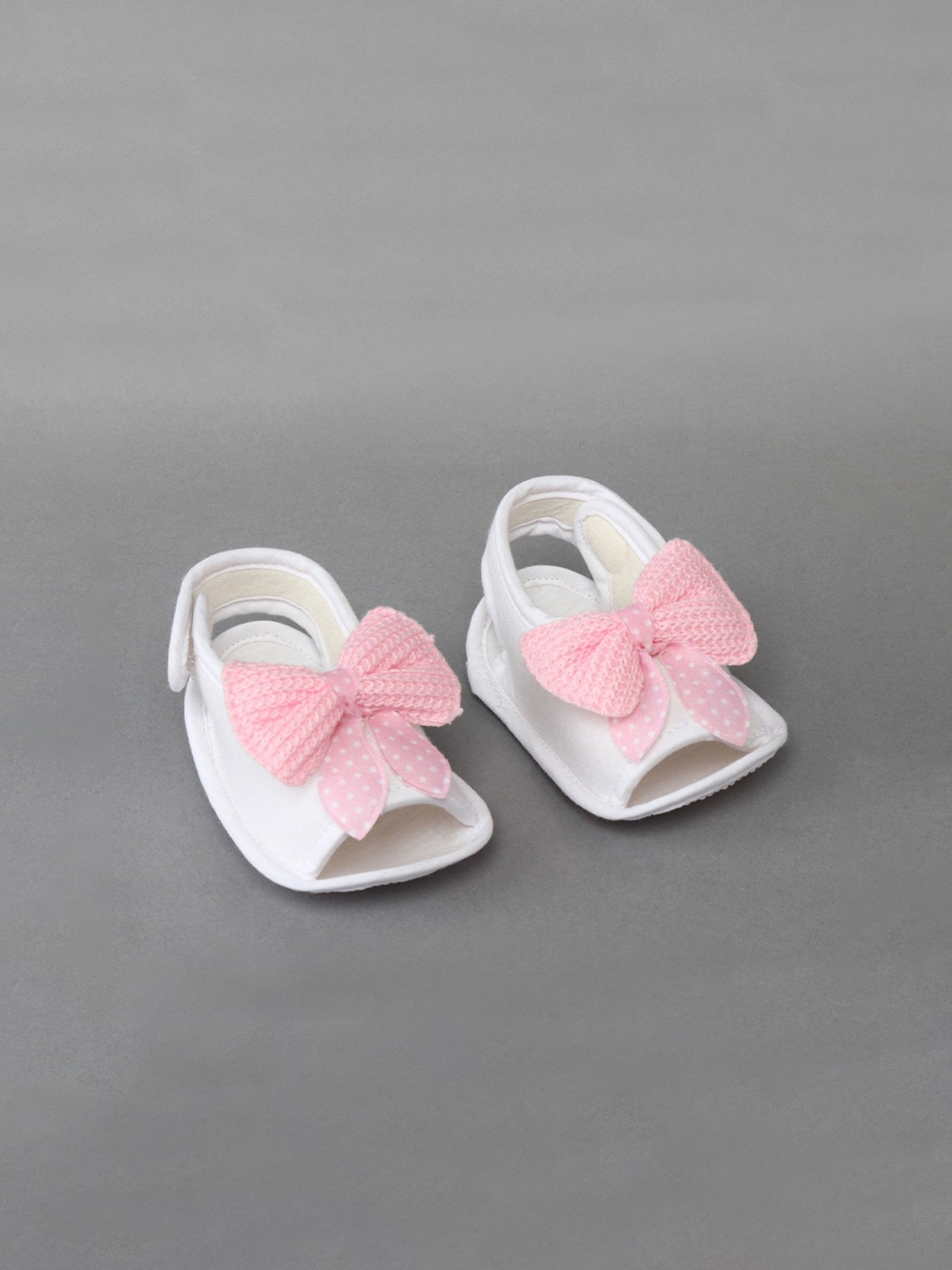 

BAESD Girls Cotton Booties, White