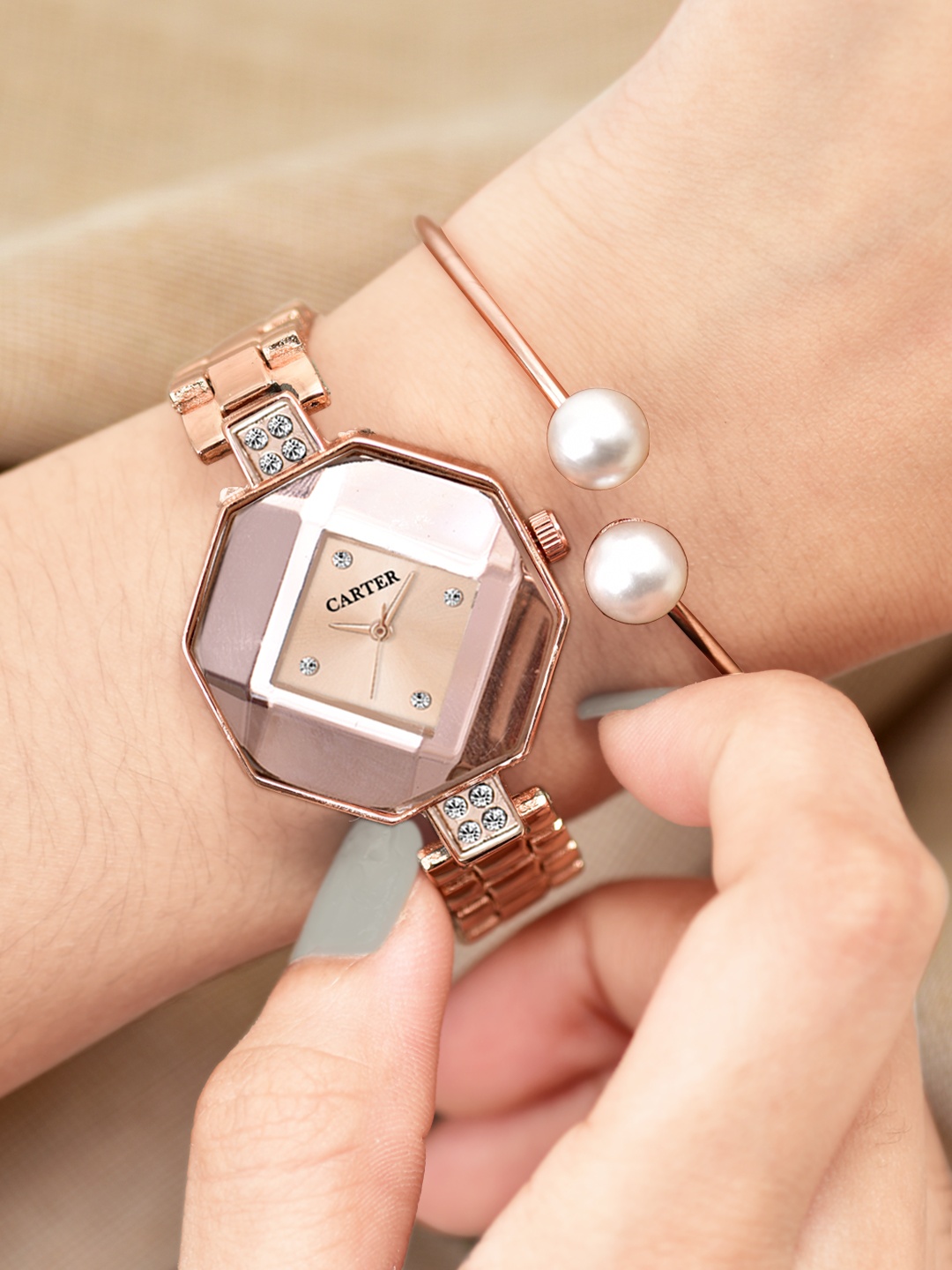 

Sandy D Carter Women Watch & Bracelet Set, Rose gold
