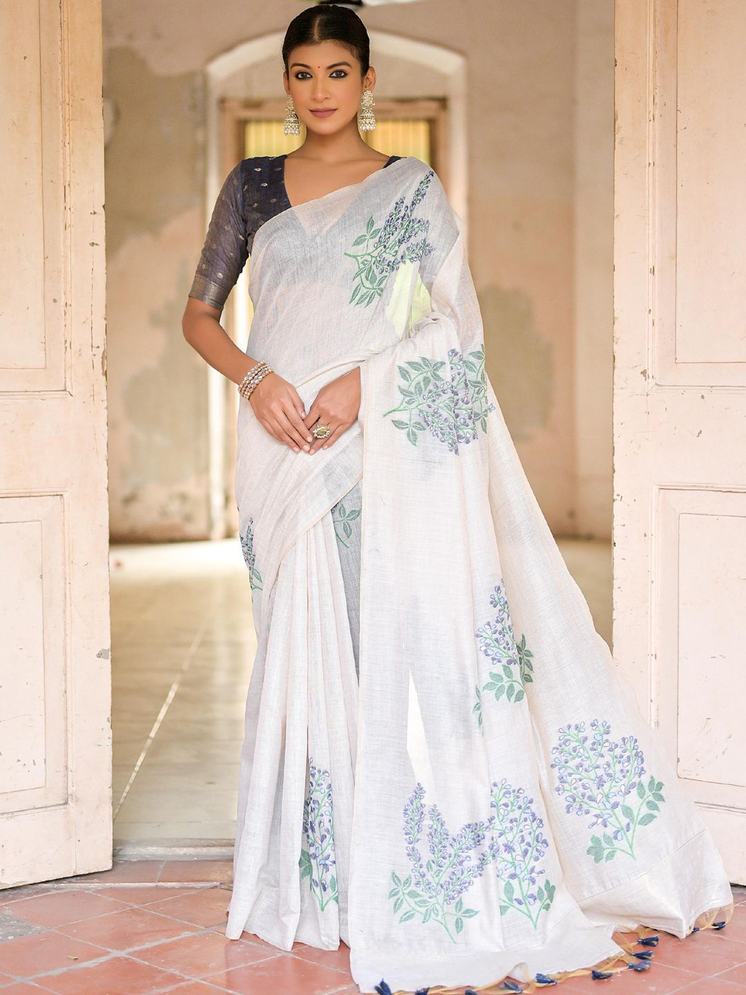 

Panzora Floral Muga Saree, Blue