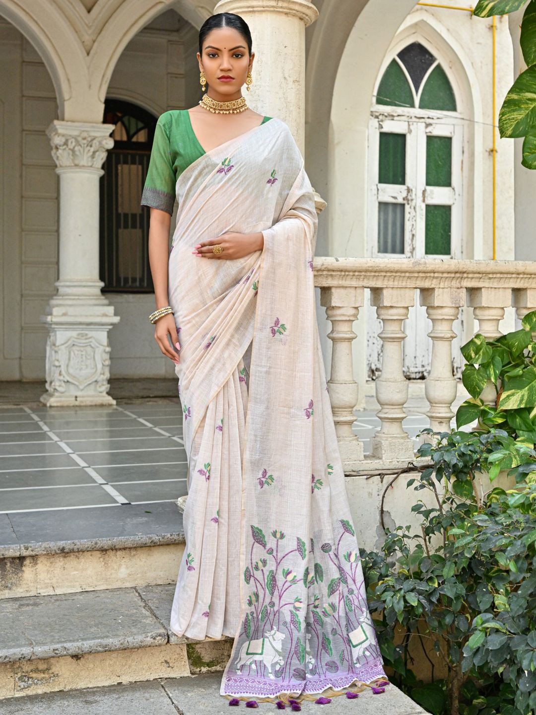 

Panzora Woven Design Muga Saree, Off white