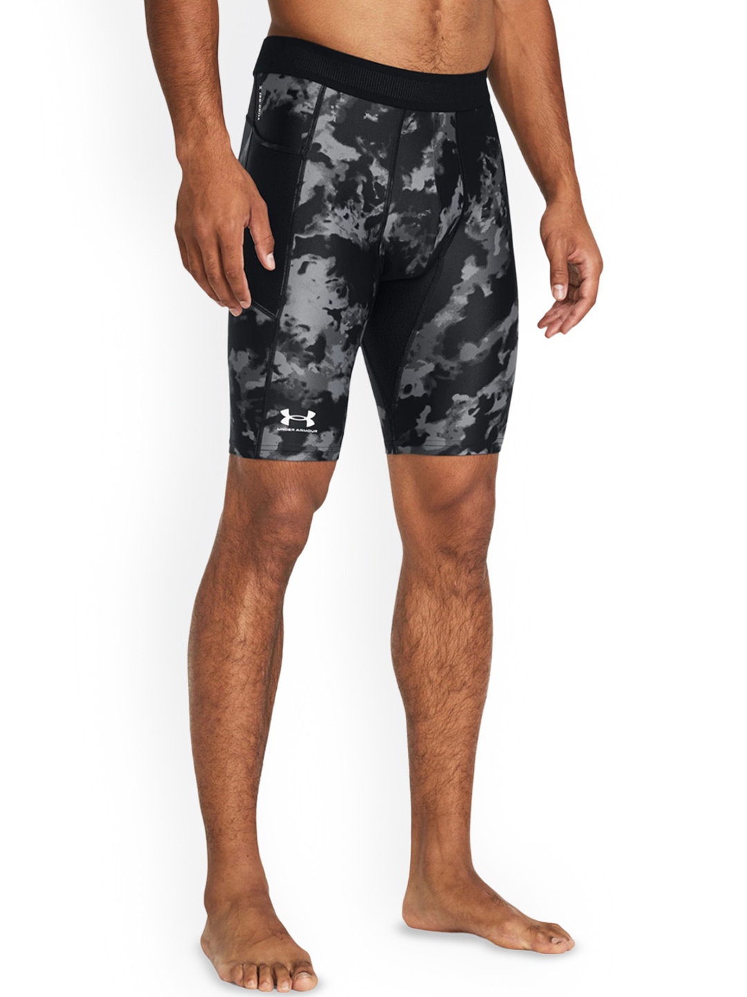 

UNDER ARMOUR Men HeatGear IsoChill Printed Shorts, Black