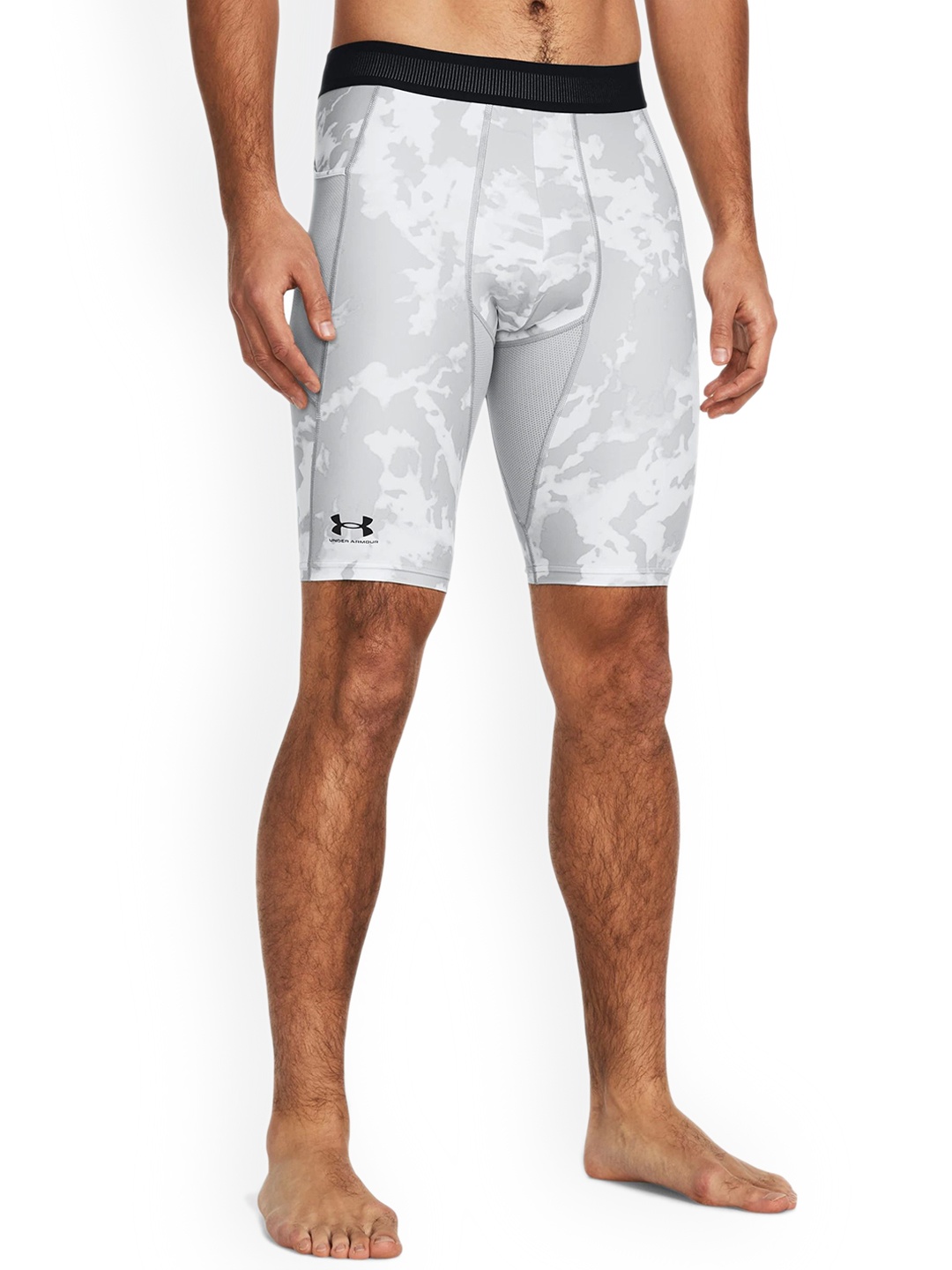 

UNDER ARMOUR HeatGear IsoChill Men Printed Skinny Fit Shorts, Grey