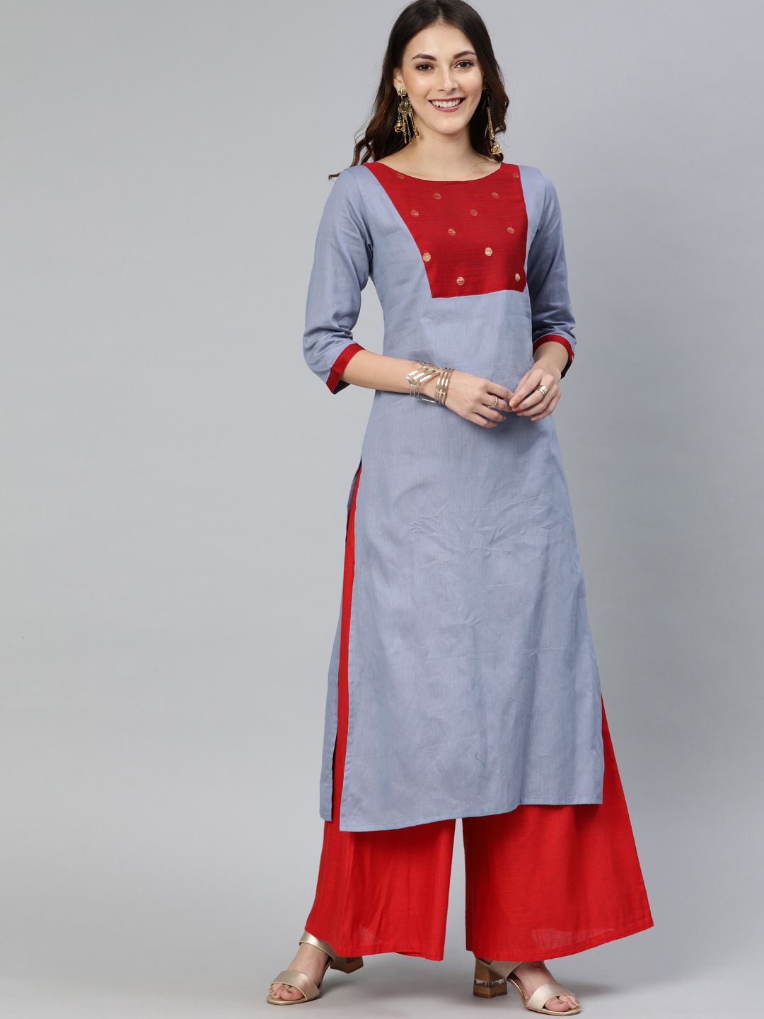 

Swishchick Geometric Yoke Design Round Neck Straight Kurta, Grey