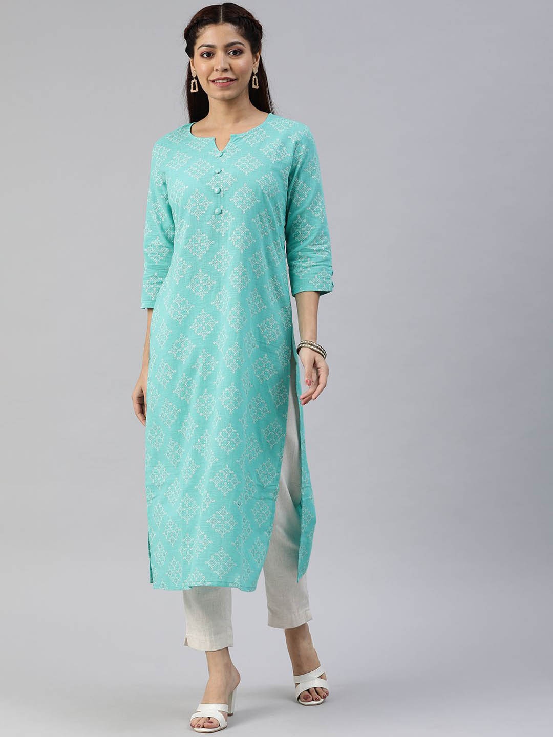 

Swishchick Geometric Printed Notch Neck Cotton Straight Kurta, Blue