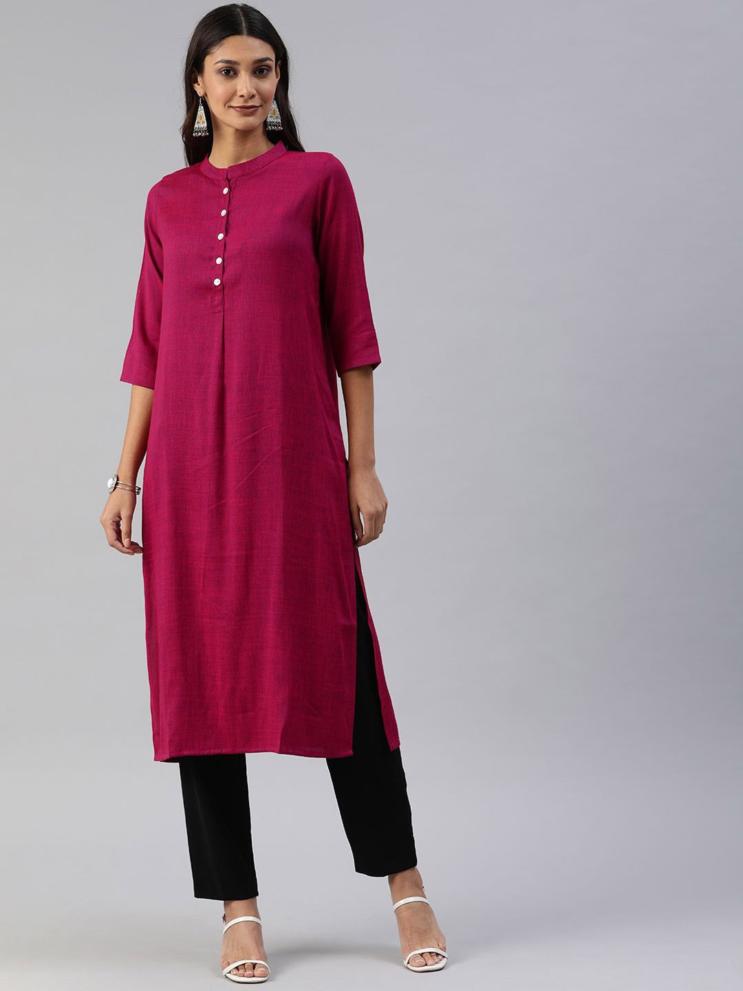 

Swishchick Mandarin Collar Straight Kurta, Magenta