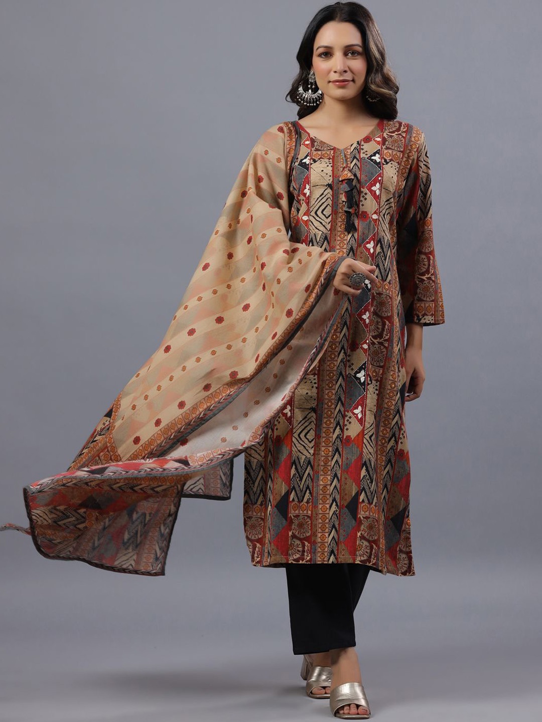 

Amchoor Tribal Printed Sequinned Straight Kurta with Trousers & Dupatta, Beige