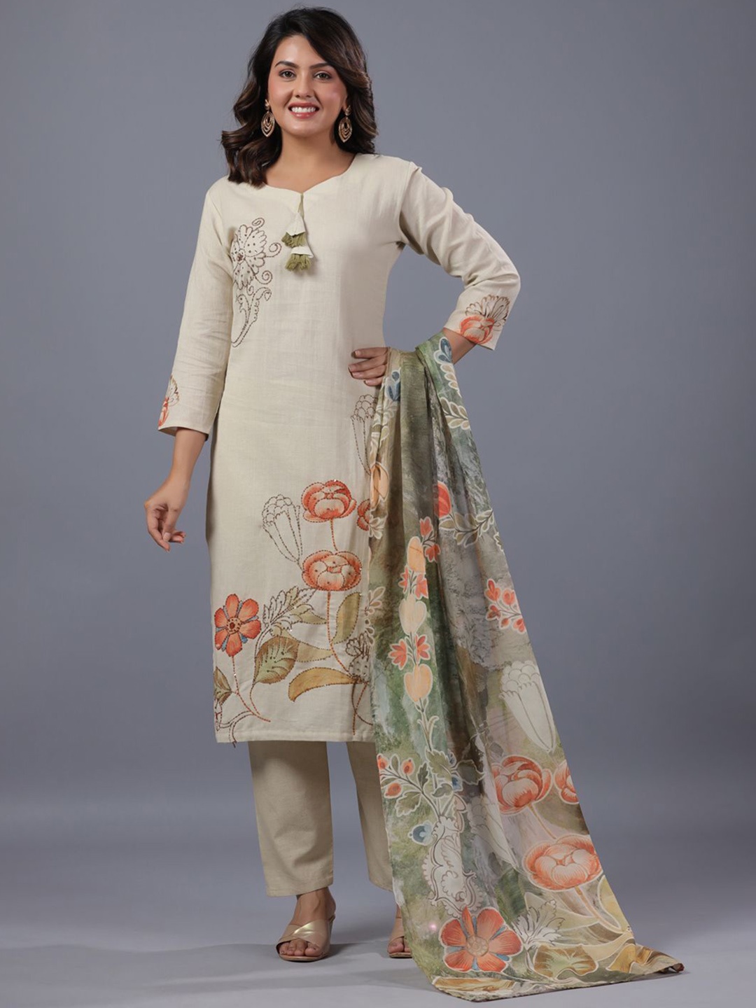

Amchoor Floral Printed Thread Work Straight Kurta with Trousers & Dupatta, Beige