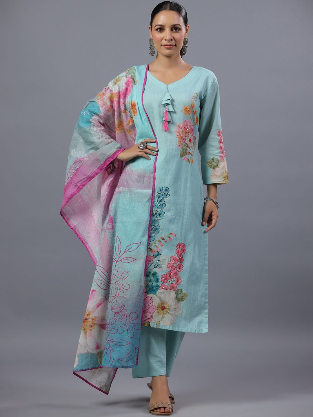 

Amchoor Floral Printed Sequinned Straight Kurta with Trousers & Dupatta, Blue