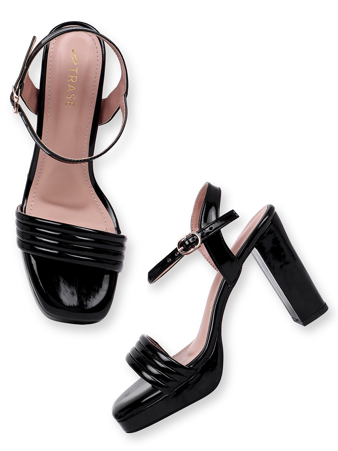

TRASE Block Pumps with Buckles, Black