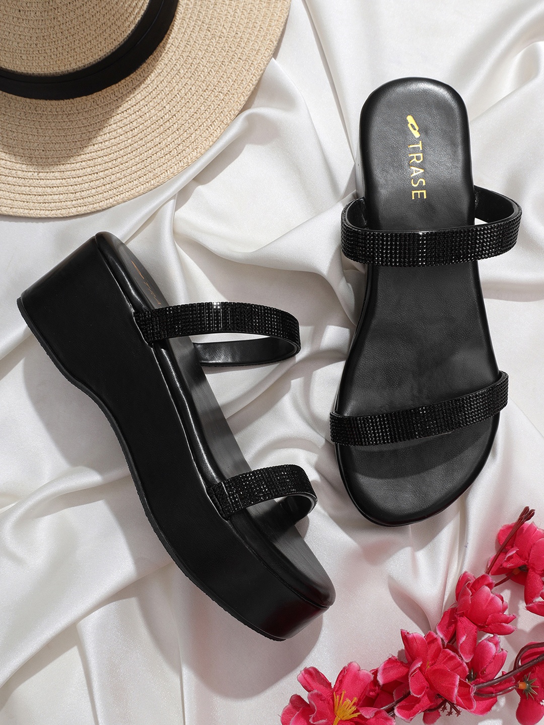 

TRASE Women Platform Heel Sandal, Black