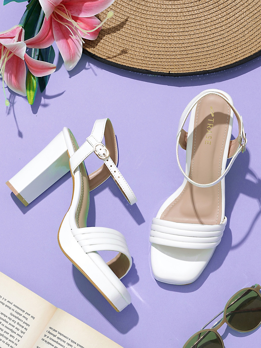 

TRASE Women Block Sandals, White