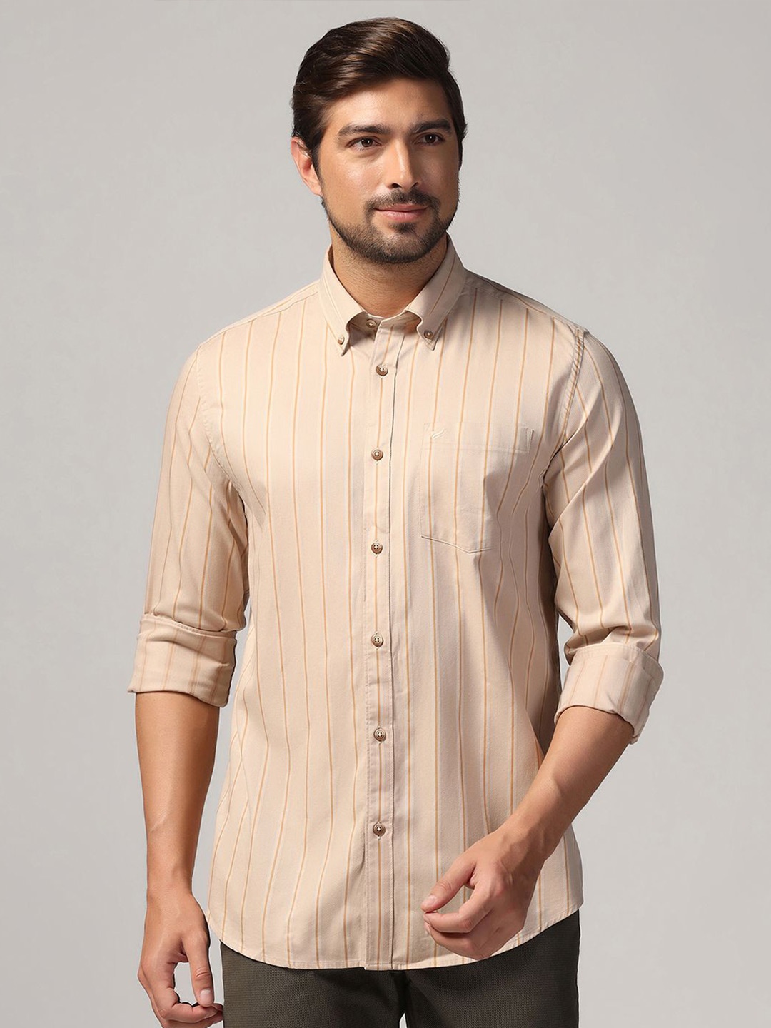 

Blackberrys Men Slim Fit Opaque Striped Casual Shirt, Beige