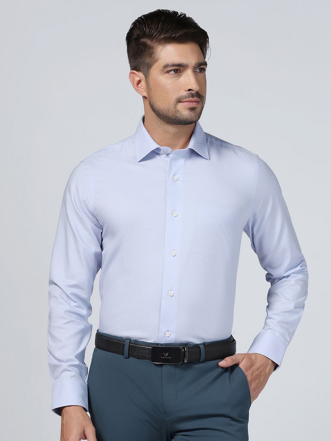 

Blackberrys Men Slim Fit Opaque Formal Shirt, Blue