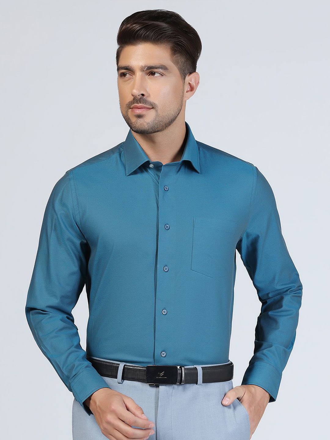 

Blackberrys Men Slim Fit Opaque Cotton Casual Shirt, Teal