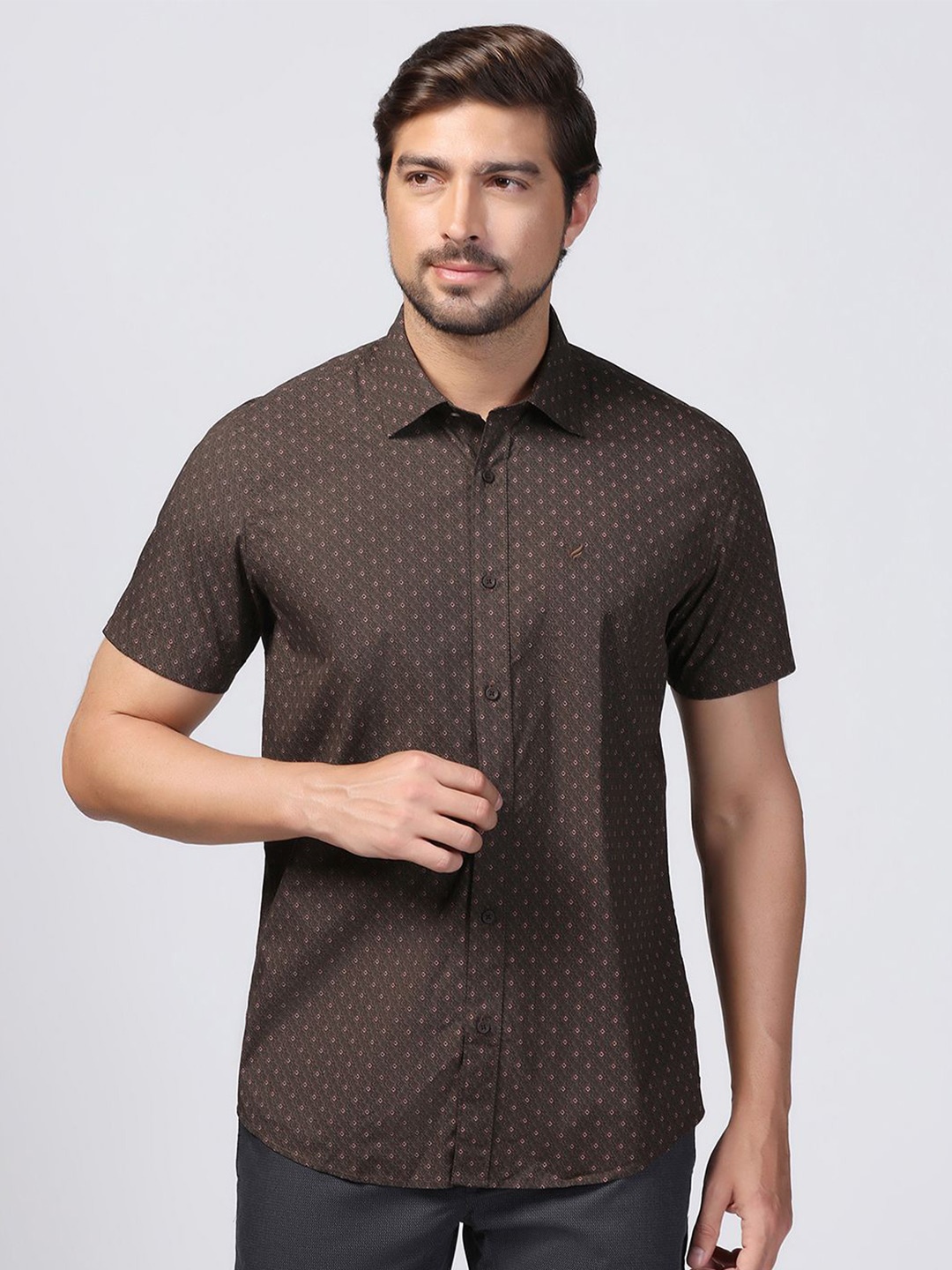 

Blackberrys Men Slim Fit Printed Casual Shirt, Brown
