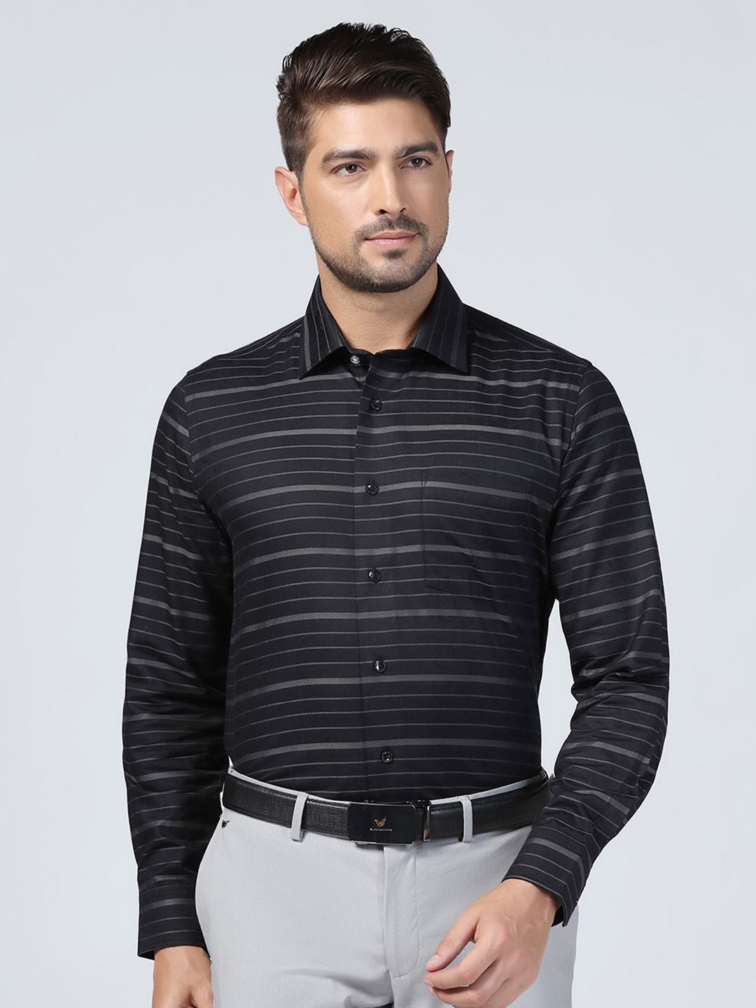 

Blackberrys Men Slim Fit Horizontal Stripes Cotton Opaque Striped Casual Shirt, Black