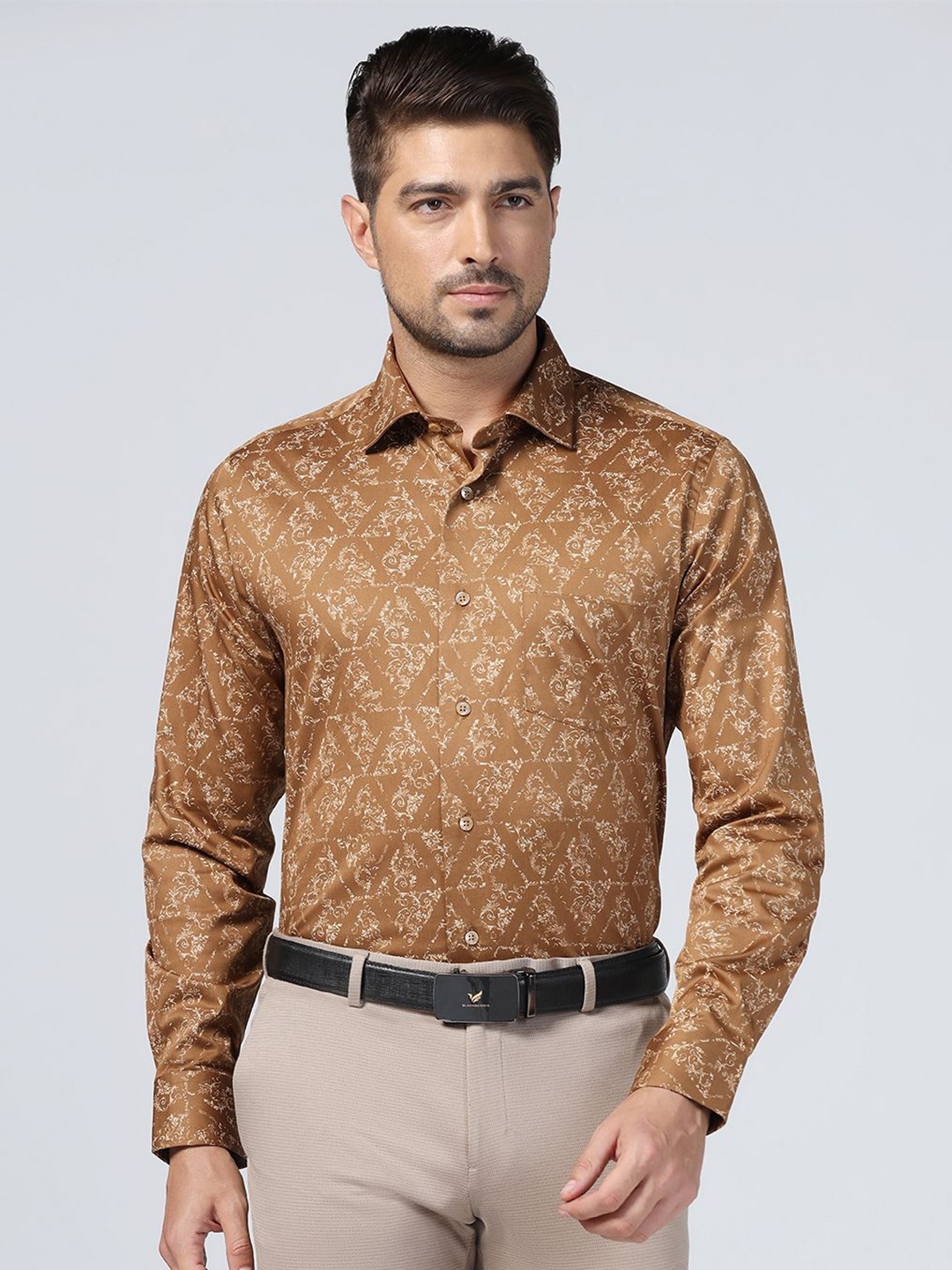 

Blackberrys Men Slim Fit Floral Printed Casual Shirt, Brown