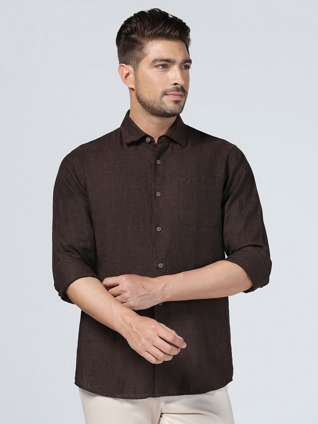 

Blackberrys Men Spread Collar Slim Fit Casual Shirt, Brown
