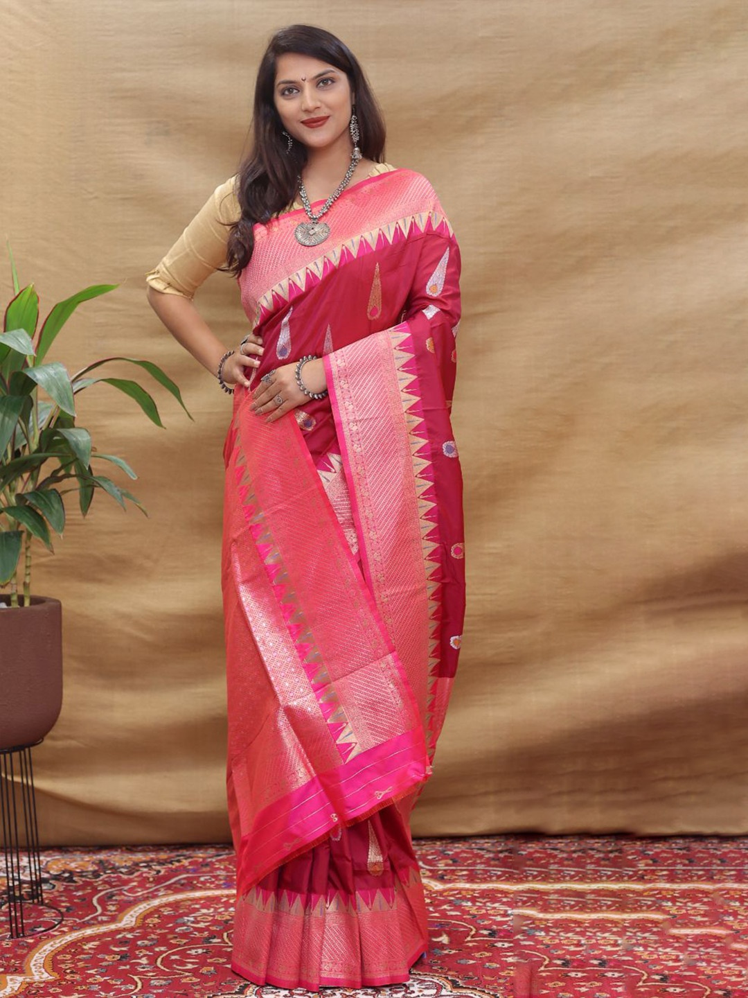 

Royal Rajgharana Saree Ethnic Motifs Zari Pure Silk Banarasi Sarees, Magenta